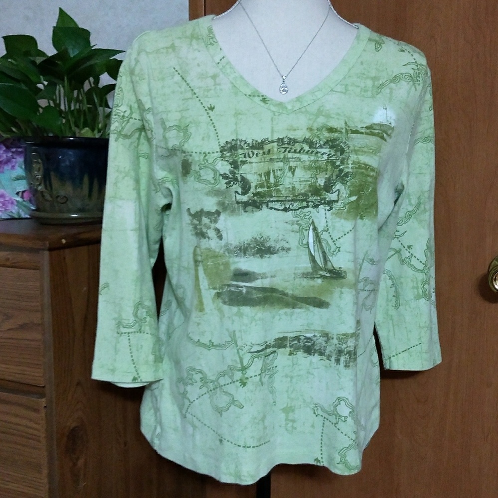 Cute cotton T-shirt with three-quarter-length sle